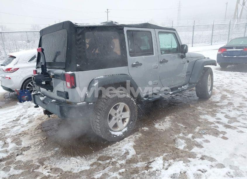 Photo 4 of 2014 Jeep Wrangler UNLIMITED SPORT (VIN 1C4BJWDG2EL134255)