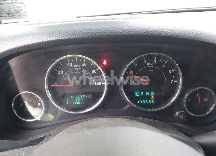 Photo 7 of 2014 Jeep Wrangler UNLIMITED SPORT (VIN 1C4BJWDG2EL134255)