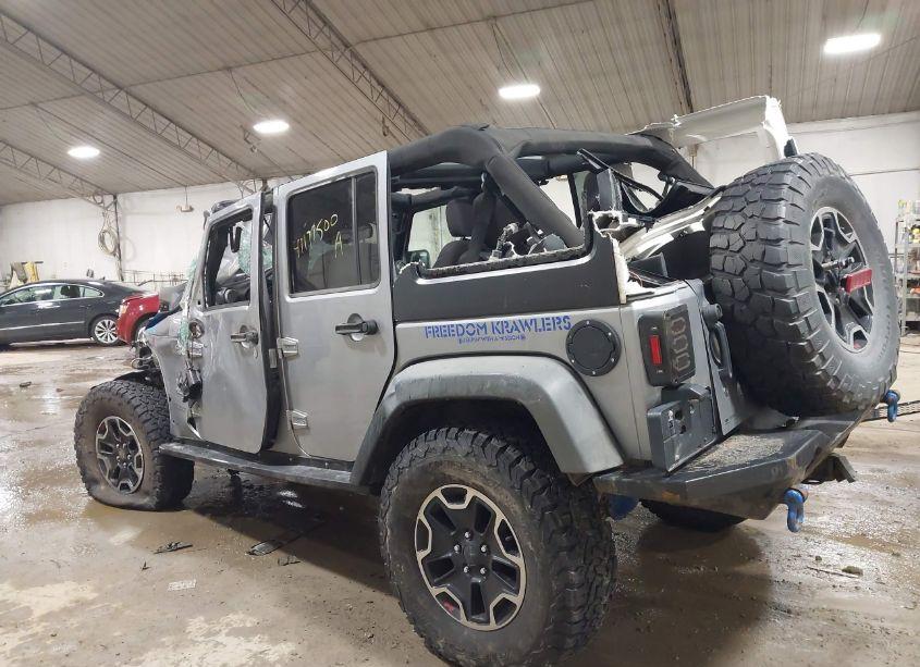 Photo 3 of 2014 Jeep Wrangler UNLIMITED SPORT (VIN 1C4BJWDG2EL145501)