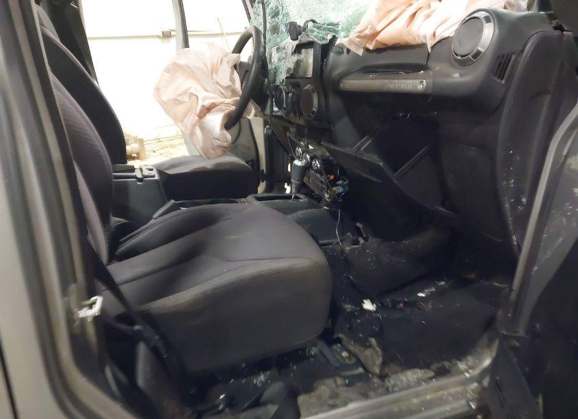 Photo 5 of 2014 Jeep Wrangler UNLIMITED SPORT (VIN 1C4BJWDG2EL145501)