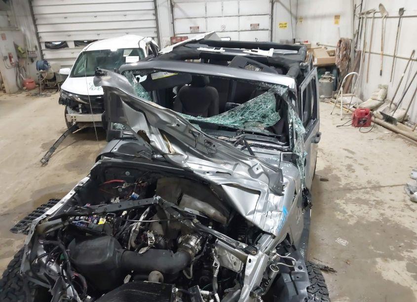 Photo 6 of 2014 Jeep Wrangler UNLIMITED SPORT (VIN 1C4BJWDG2EL145501)