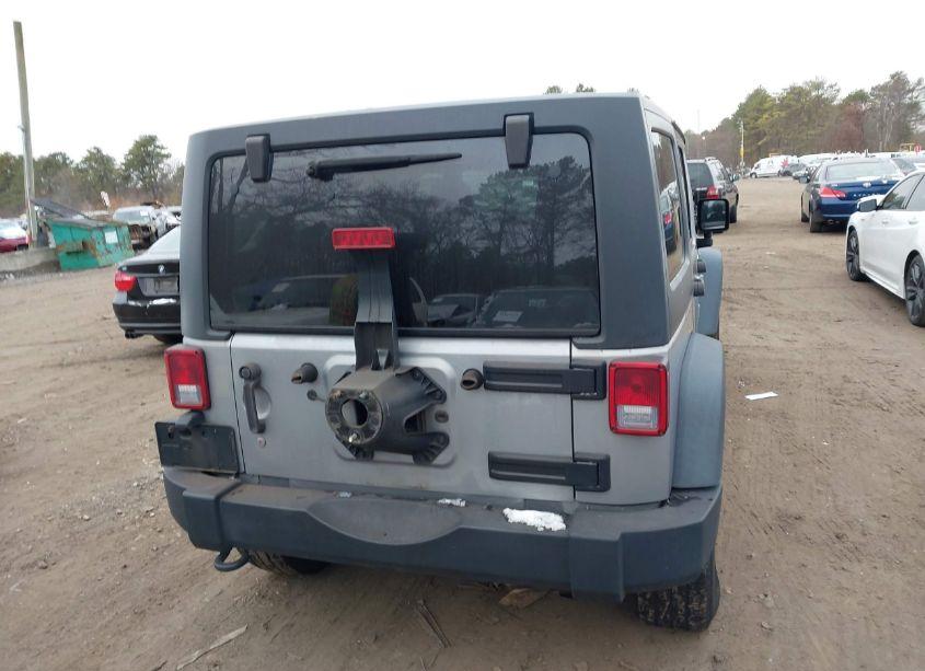 Photo 16 of 2014 Jeep Wrangler UNLIMITED SPORT (VIN 1C4BJWDG2EL309510)