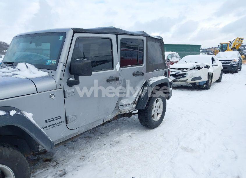 Photo 6 of 2015 Jeep Wrangler UNLIMITED SPORT (VIN 1C4BJWDG2FL609243)