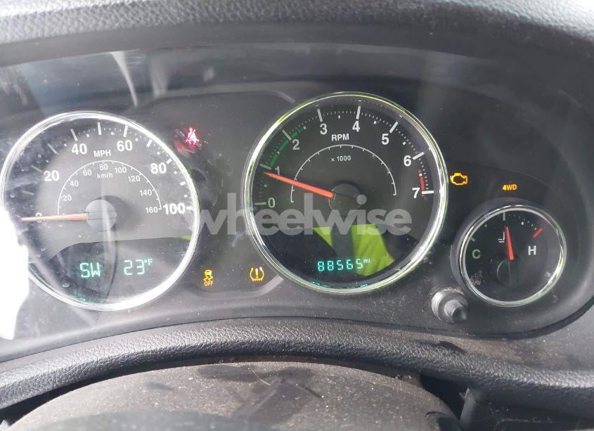 Photo 7 of 2015 Jeep Wrangler UNLIMITED SPORT (VIN 1C4BJWDG2FL609243)