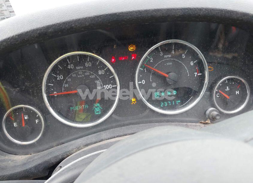 Photo 7 of 2015 Jeep Wrangler UNLIMITED SPORT (VIN 1C4BJWDG2FL652562)