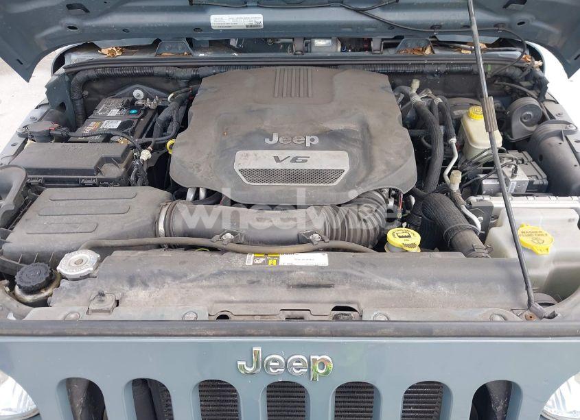 Photo 10 of 2015 Jeep Wrangler UNLIMITED SPORT (VIN 1C4BJWDG2FL730323)