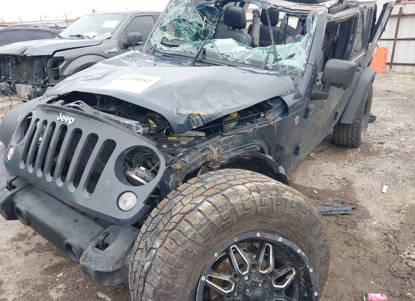 Photo 2 of 2016 Jeep Wrangler UNLIMITED SPORT (VIN 1C4BJWDG2GL286538)
