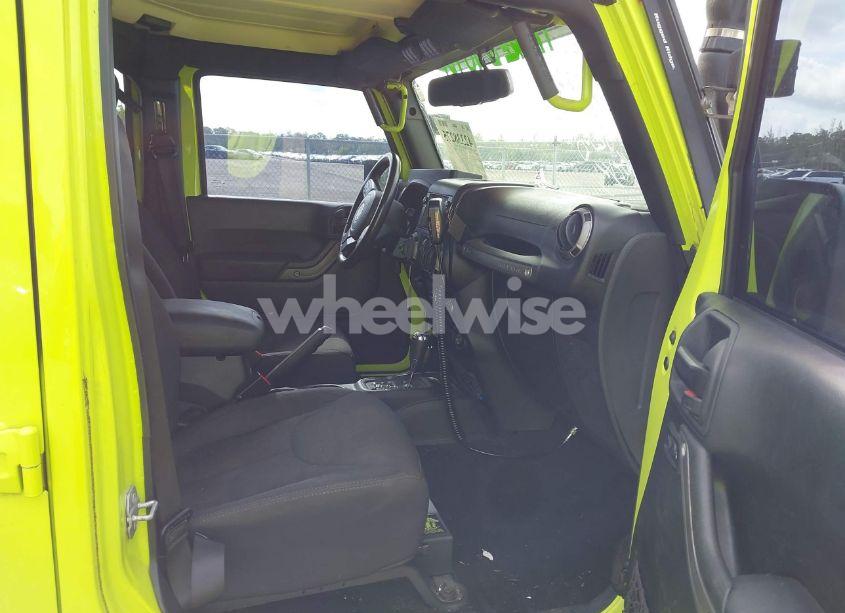 Photo 5 of 2016 Jeep Wrangler UNLIMITED SPORT (VIN 1C4BJWDG2GL324205)