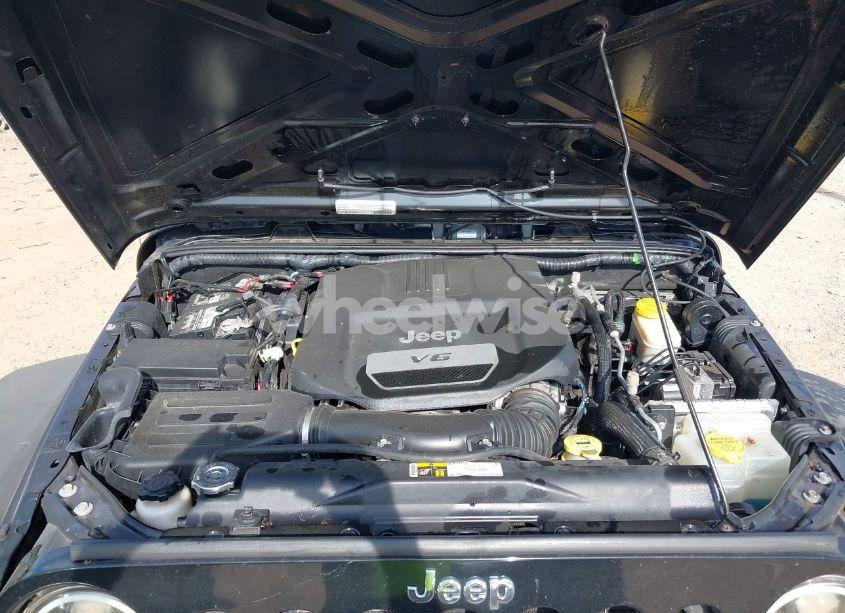 Photo 10 of 2016 Jeep Wrangler UNLIMITED SPORT (VIN 1C4BJWDG2GL329274)