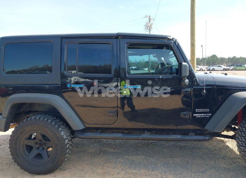 Photo 13 of 2016 Jeep Wrangler UNLIMITED SPORT (VIN 1C4BJWDG2GL329274)