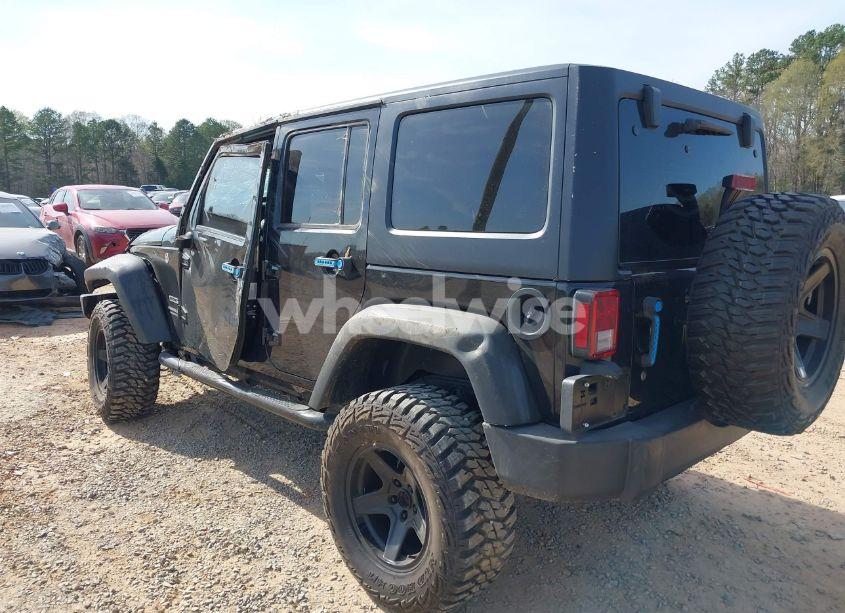 Photo 3 of 2016 Jeep Wrangler UNLIMITED SPORT (VIN 1C4BJWDG2GL329274)