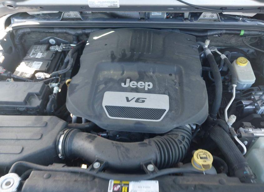 Photo 10 of 2016 Jeep Wrangler UNLIMITED SPORT (VIN 1C4BJWDG2GL339609)