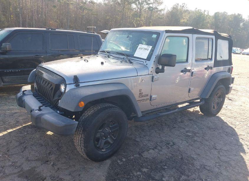 Photo 2 of 2016 Jeep Wrangler UNLIMITED SPORT (VIN 1C4BJWDG2GL339609)