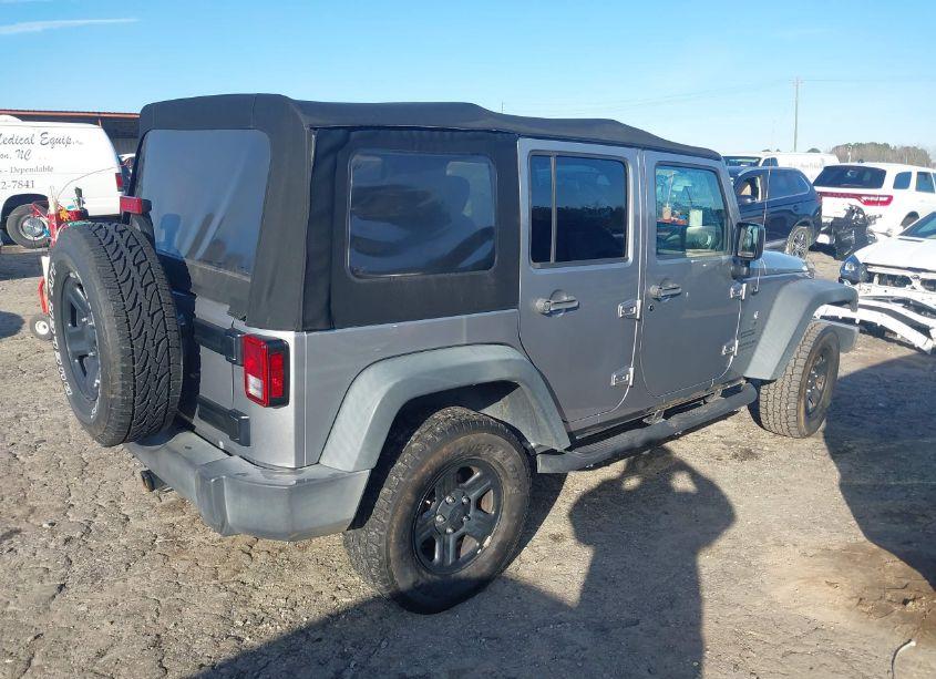 Photo 4 of 2016 Jeep Wrangler UNLIMITED SPORT (VIN 1C4BJWDG2GL339609)