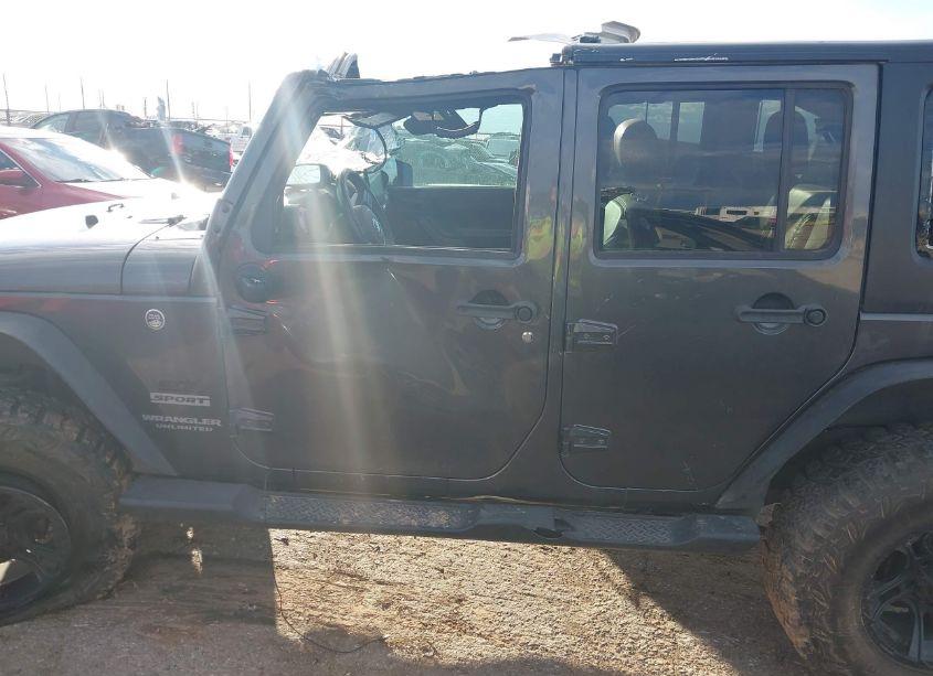 Photo 14 of 2017 Jeep Wrangler UNLIMITED SPORT 4X4 (VIN 1C4BJWDG2HL681062)