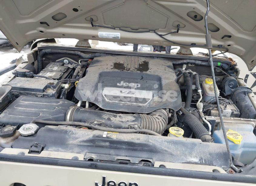 Photo 10 of 2017 Jeep Wrangler UNLIMITED SPORT (VIN 1C4BJWDG2HL689713)