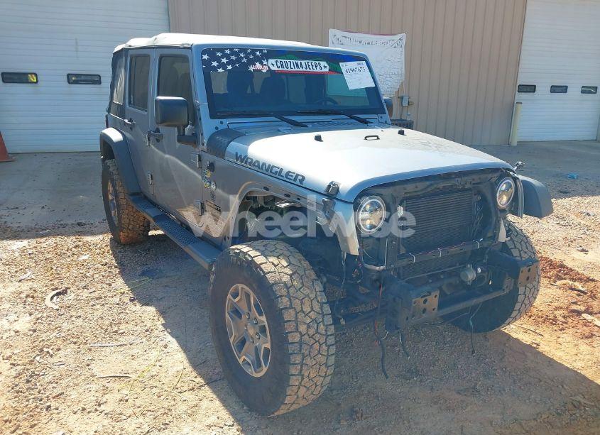 2017 Jeep Wrangler UNLIMITED SPORT 4X4 (VIN 1C4BJWDG2HL714822) main photo