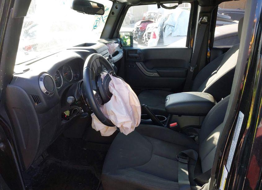 Photo 5 of 2018 Jeep Wrangler JK UNLIMITED WILLY WHEELER W 4X4 (VIN 1C4BJWDG2JL868274)