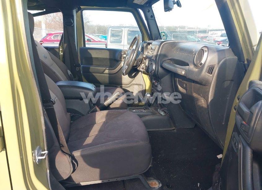 Photo 5 of 2013 Jeep Wrangler UNLIMITED SPORT (VIN 1C4BJWDG3DL556615)