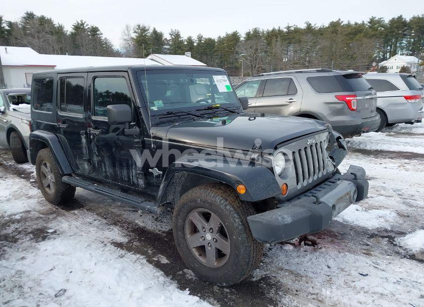 2013 Jeep Wrangler UNLIMITED FREEDOM EDITION (VIN 1C4BJWDG3DL609944) main photo