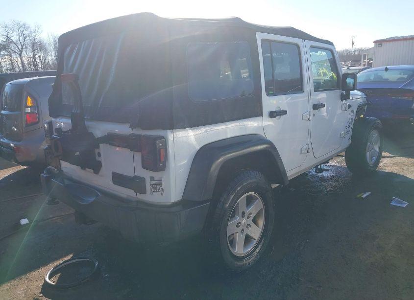 Photo 4 of 2013 Jeep Wrangler UNLIMITED SPORT (VIN 1C4BJWDG3DL637971)