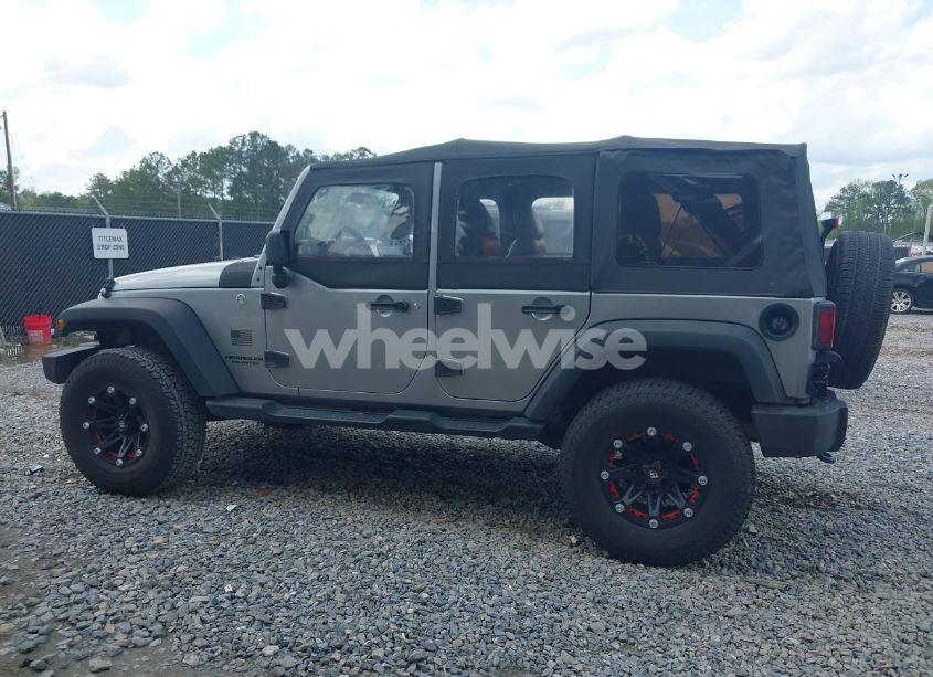 Photo 14 of 2014 Jeep Wrangler UNLIMITED SPORT (VIN 1C4BJWDG3EL135351)