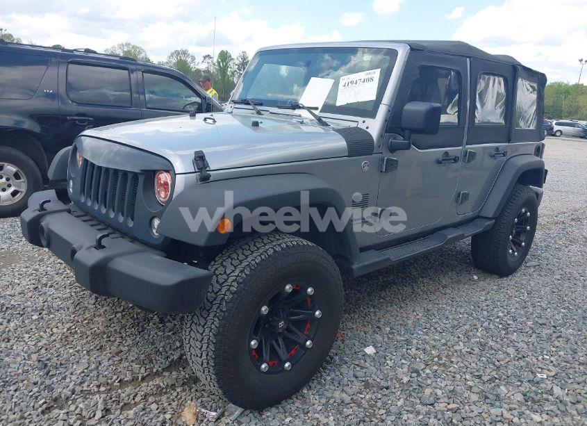 Photo 2 of 2014 Jeep Wrangler UNLIMITED SPORT (VIN 1C4BJWDG3EL135351)