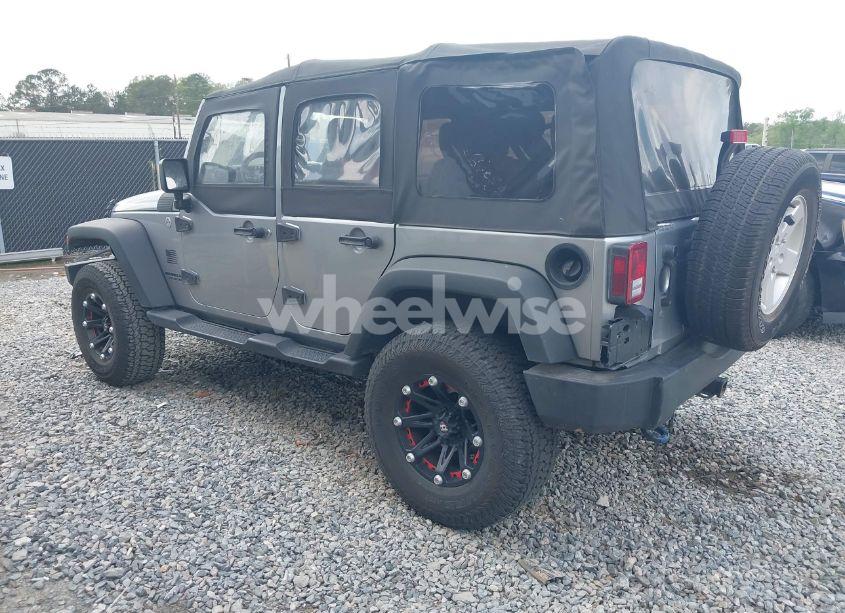 Photo 3 of 2014 Jeep Wrangler UNLIMITED SPORT (VIN 1C4BJWDG3EL135351)