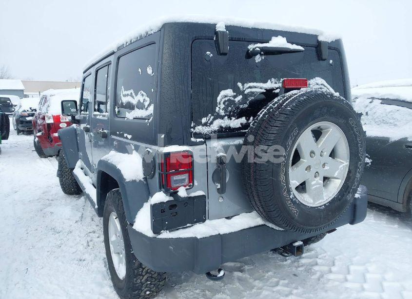 Photo 3 of 2014 Jeep Wrangler UNLIMITED SPORT (VIN 1C4BJWDG3EL227821)