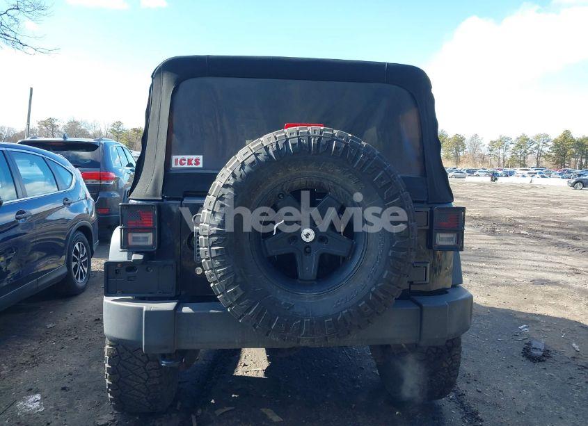 Photo 16 of 2014 Jeep Wrangler UNLIMITED SPORT (VIN 1C4BJWDG3EL281474)