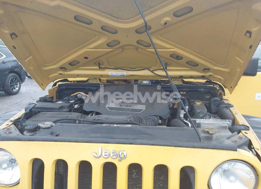 Photo 10 of 2015 Jeep Wrangler UNLIMITED SPORT (VIN 1C4BJWDG3FL594283)