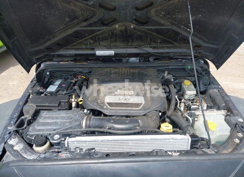 Photo 10 of 2015 Jeep Wrangler UNLIMITED SPORT (VIN 1C4BJWDG3FL659391)