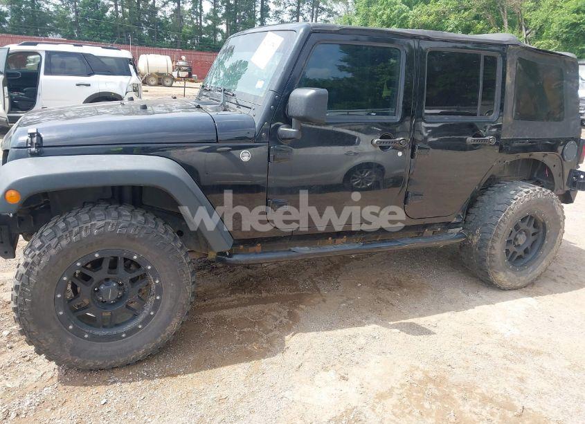 Photo 14 of 2015 Jeep Wrangler UNLIMITED SPORT (VIN 1C4BJWDG3FL659391)