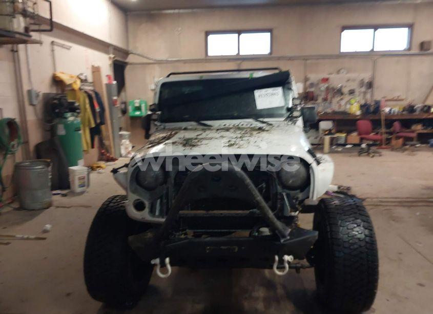 Photo 12 of 2016 Jeep Wrangler UNLIMITED WILLYS WHEELER (VIN 1C4BJWDG3GL149981)
