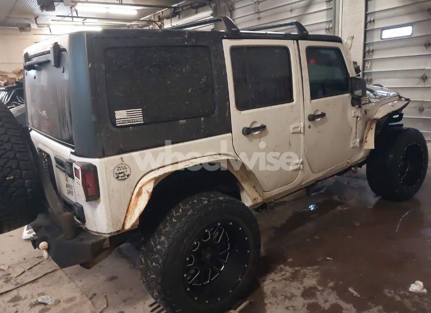 Photo 4 of 2016 Jeep Wrangler UNLIMITED WILLYS WHEELER (VIN 1C4BJWDG3GL149981)