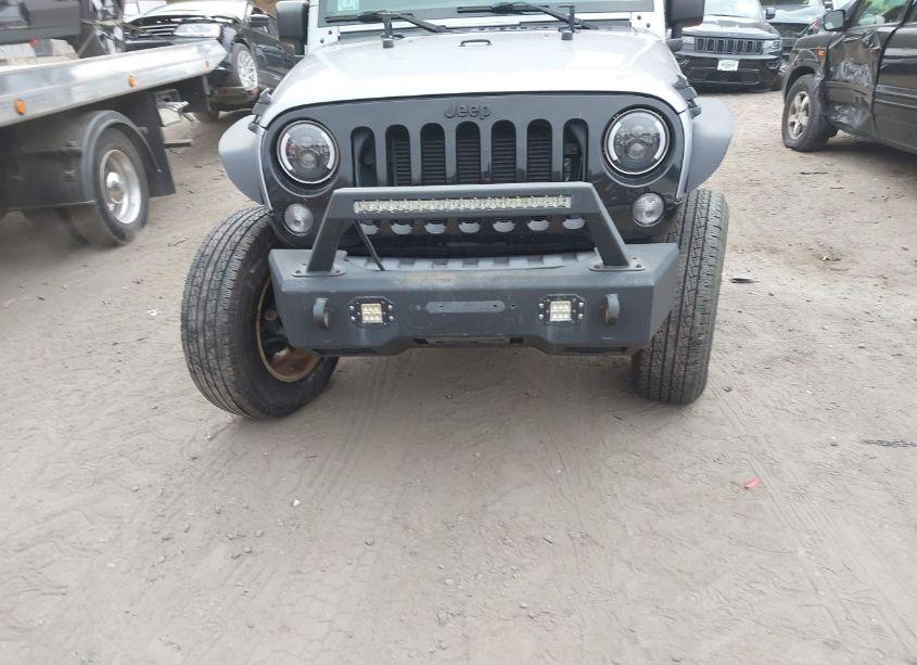 Photo 6 of 2017 Jeep Wrangler UNLIMITED WILLY WHEELER 4X4 (VIN 1C4BJWDG3HL500812)