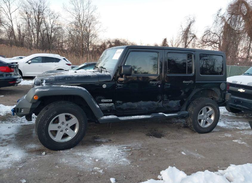 Photo 15 of 2017 Jeep Wrangler UNLIMITED SPORT 4X4 (VIN 1C4BJWDG3HL574019)