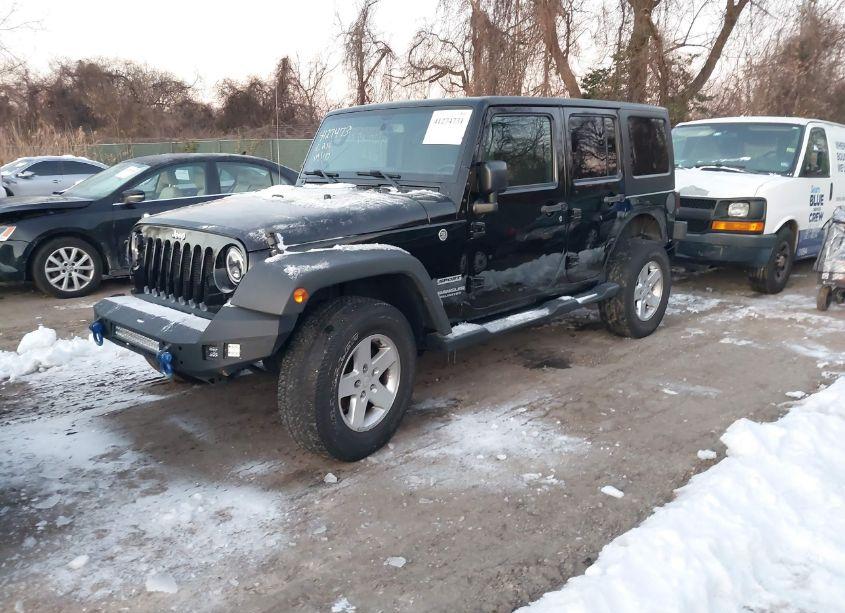 Photo 2 of 2017 Jeep Wrangler UNLIMITED SPORT 4X4 (VIN 1C4BJWDG3HL574019)