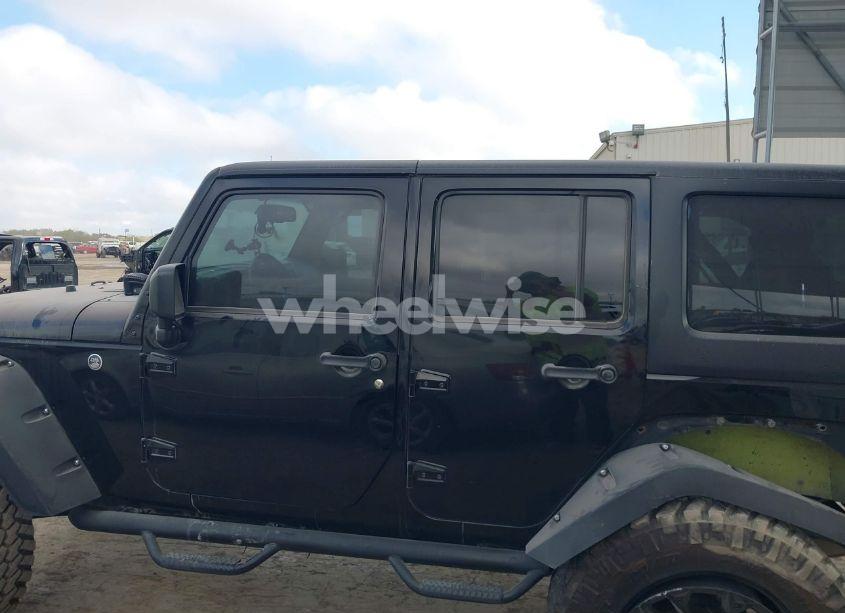 Photo 14 of 2017 Jeep Wrangler UNLIMITED SPORT 4X4 (VIN 1C4BJWDG3HL613336)