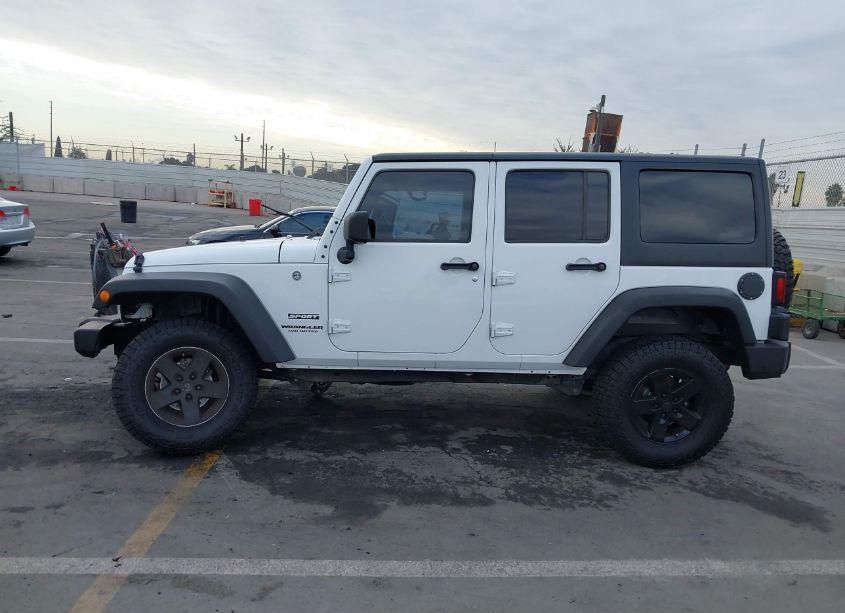 Photo 15 of 2017 Jeep Wrangler UNLIMITED SPORT 4X4 (VIN 1C4BJWDG3HL710505)