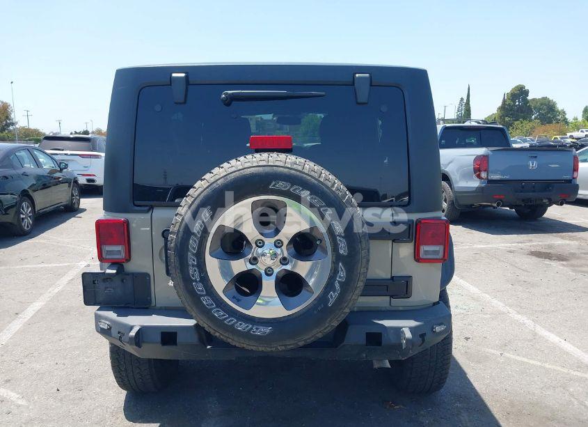 Photo 16 of 2018 Jeep Wrangler JK UNLIMITED SPORT S 4X4 (VIN 1C4BJWDG3JL809752)