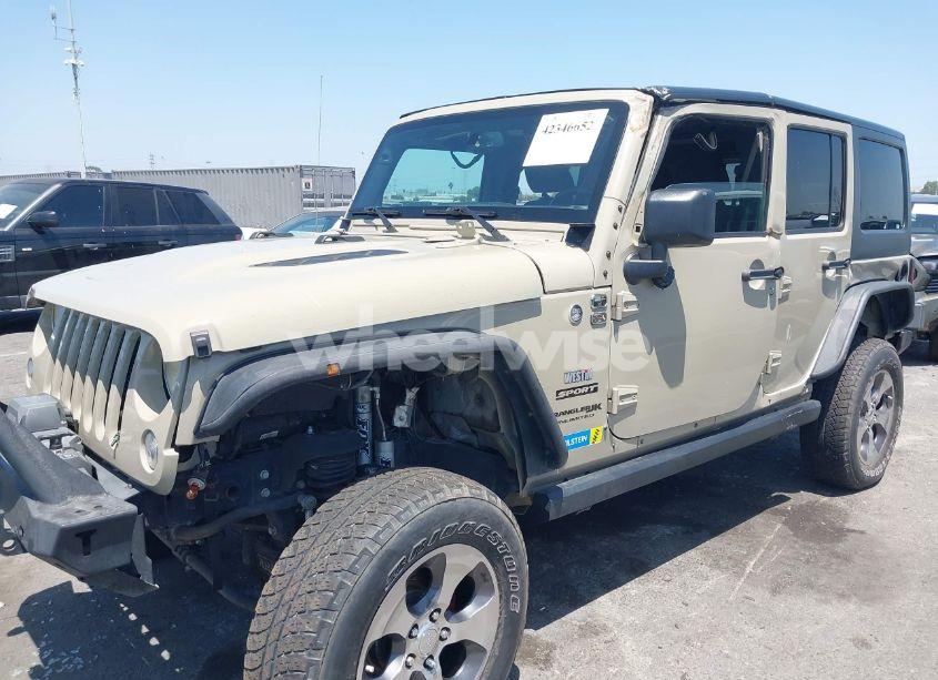 Photo 6 of 2018 Jeep Wrangler JK UNLIMITED SPORT S 4X4 (VIN 1C4BJWDG3JL809752)