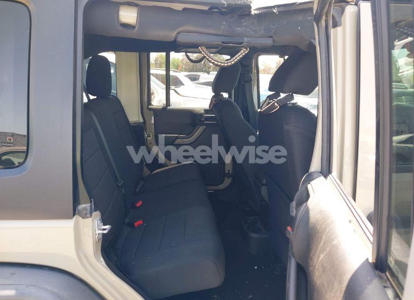 Photo 8 of 2018 Jeep Wrangler JK UNLIMITED SPORT S 4X4 (VIN 1C4BJWDG3JL809752)