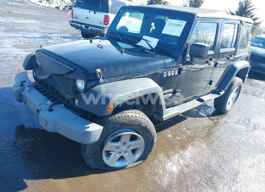 Photo 2 of 2018 Jeep Wrangler JK UNLIMITED SPORT 4X4 (VIN 1C4BJWDG3JL829130)