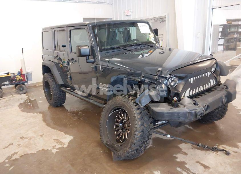 2018 Jeep Wrangler JK UNLIMITED SPORT S 4X4 (VIN 1C4BJWDG3JL837454) main photo