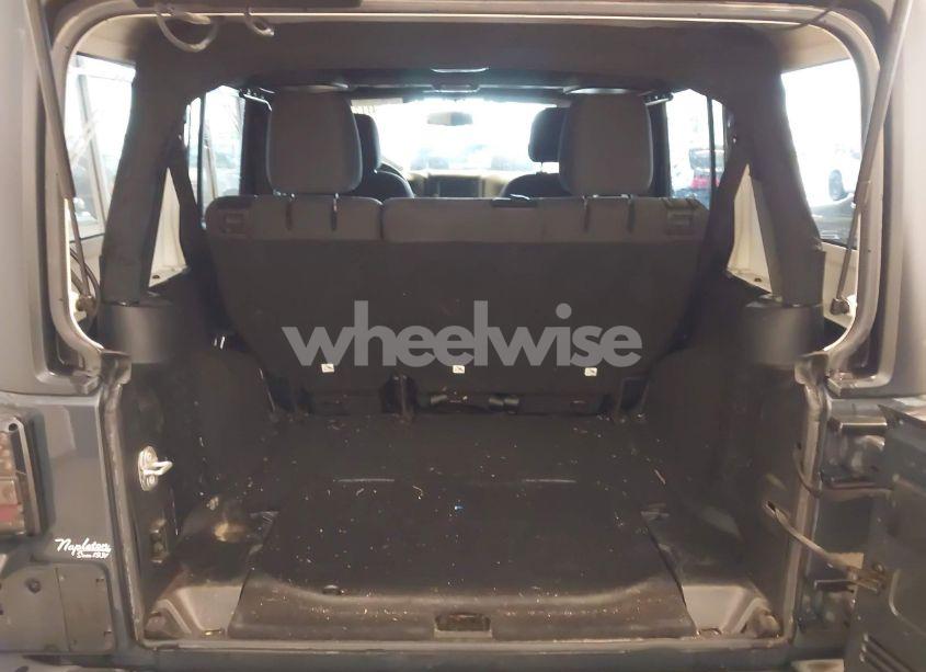 Photo 17 of 2018 Jeep Wrangler JK UNLIMITED SPORT S 4X4 (VIN 1C4BJWDG3JL837454)