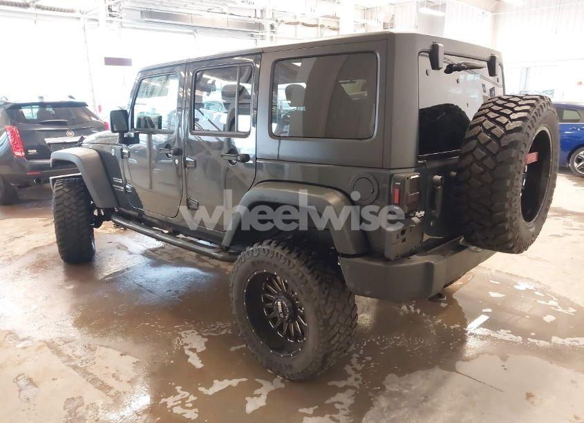 Photo 3 of 2018 Jeep Wrangler JK UNLIMITED SPORT S 4X4 (VIN 1C4BJWDG3JL837454)