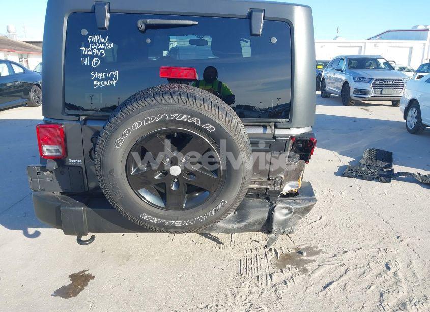 Photo 17 of 2018 Jeep Wrangler JK UNLIMITED SPORT S 4X4 (VIN 1C4BJWDG3JL900973)