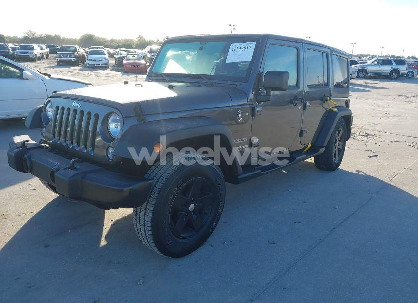 Photo 2 of 2018 Jeep Wrangler JK UNLIMITED SPORT S 4X4 (VIN 1C4BJWDG3JL900973)