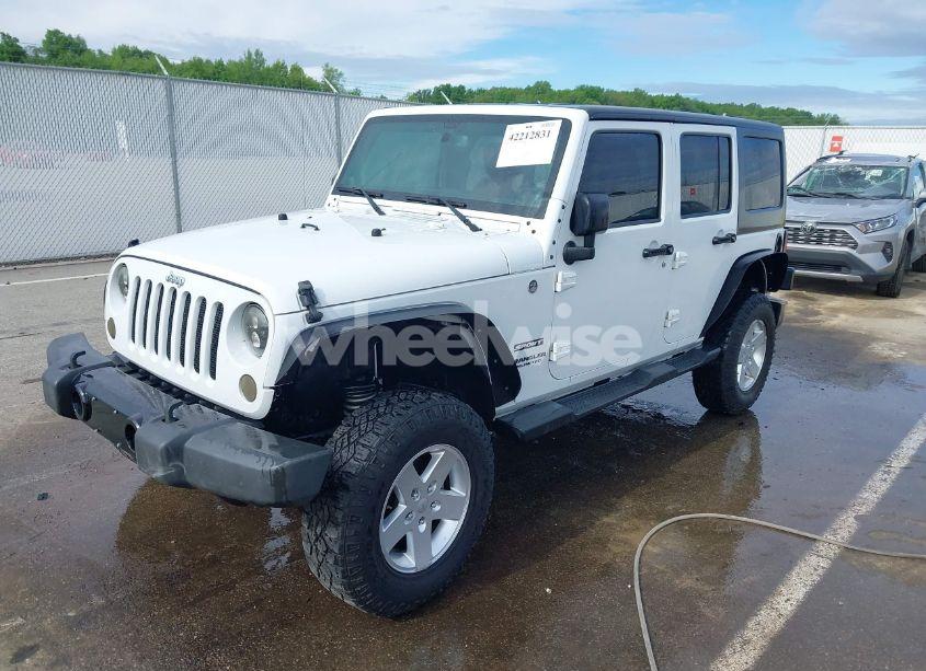 Photo 2 of 2013 Jeep Wrangler UNLIMITED SPORT (VIN 1C4BJWDG4DL599151)